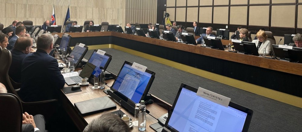 Mimoriadne zasadnutie HSR SR | 10. apríl 2025