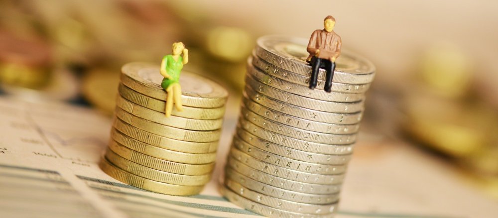 Rozdiely v platoch pretrvávajú: Za rovnaký čas, za ktorý zarobí muž jedno euro, získa žena iba 80 ce
