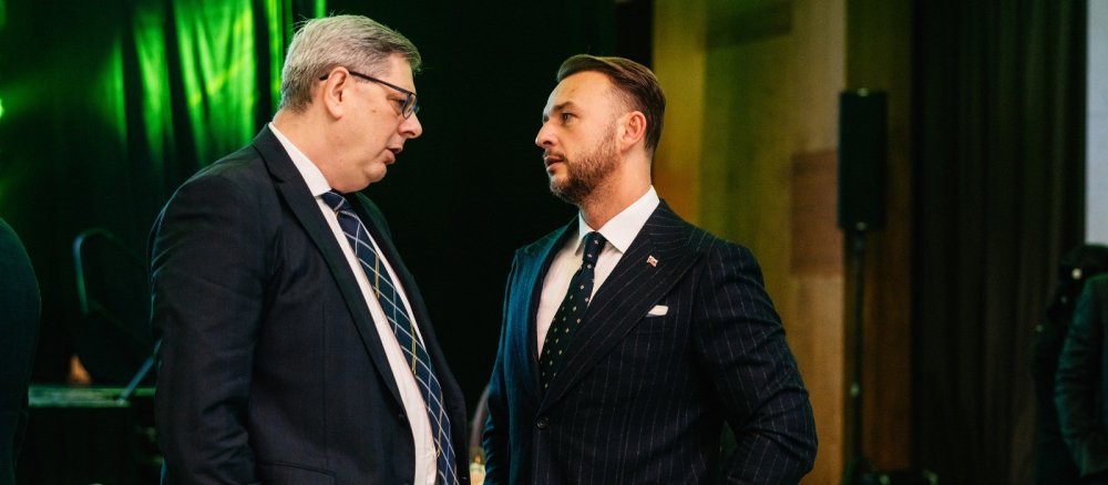 Rýchle rušenie Úradu na ochranu oznamovateľov oslabuje dôveru investorov v právny štát